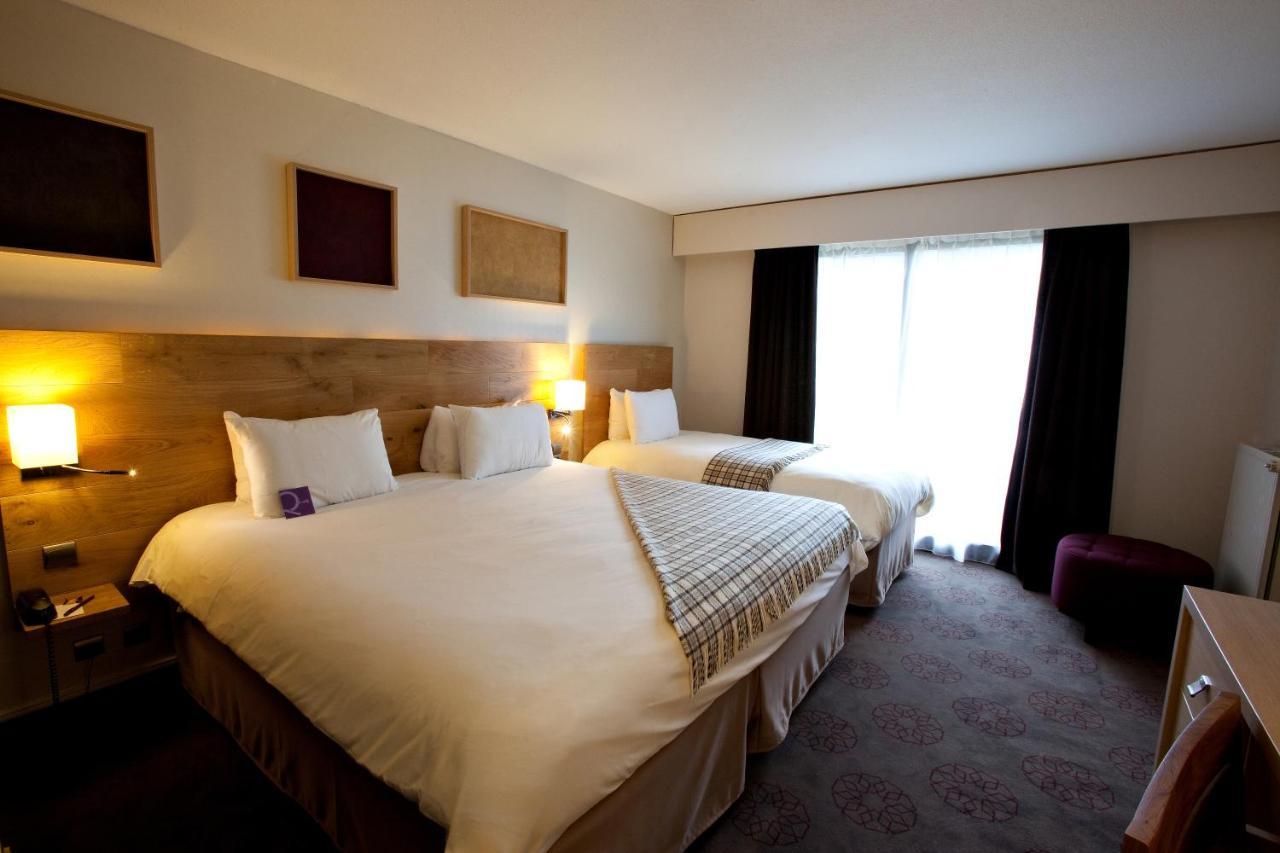 Mercure Saint-Lary Екстериор снимка