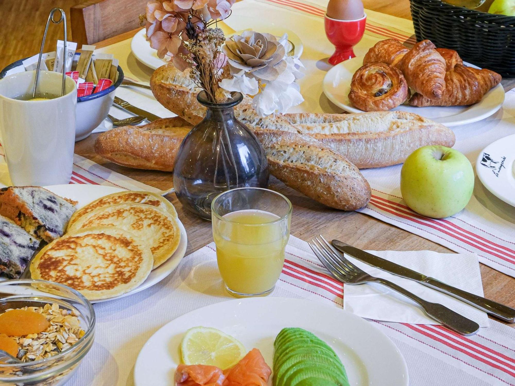 Mercure Saint-Lary Екстериор снимка