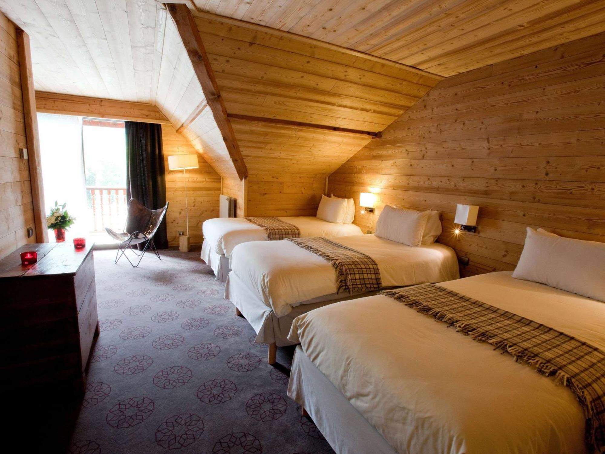 Mercure Saint-Lary Екстериор снимка