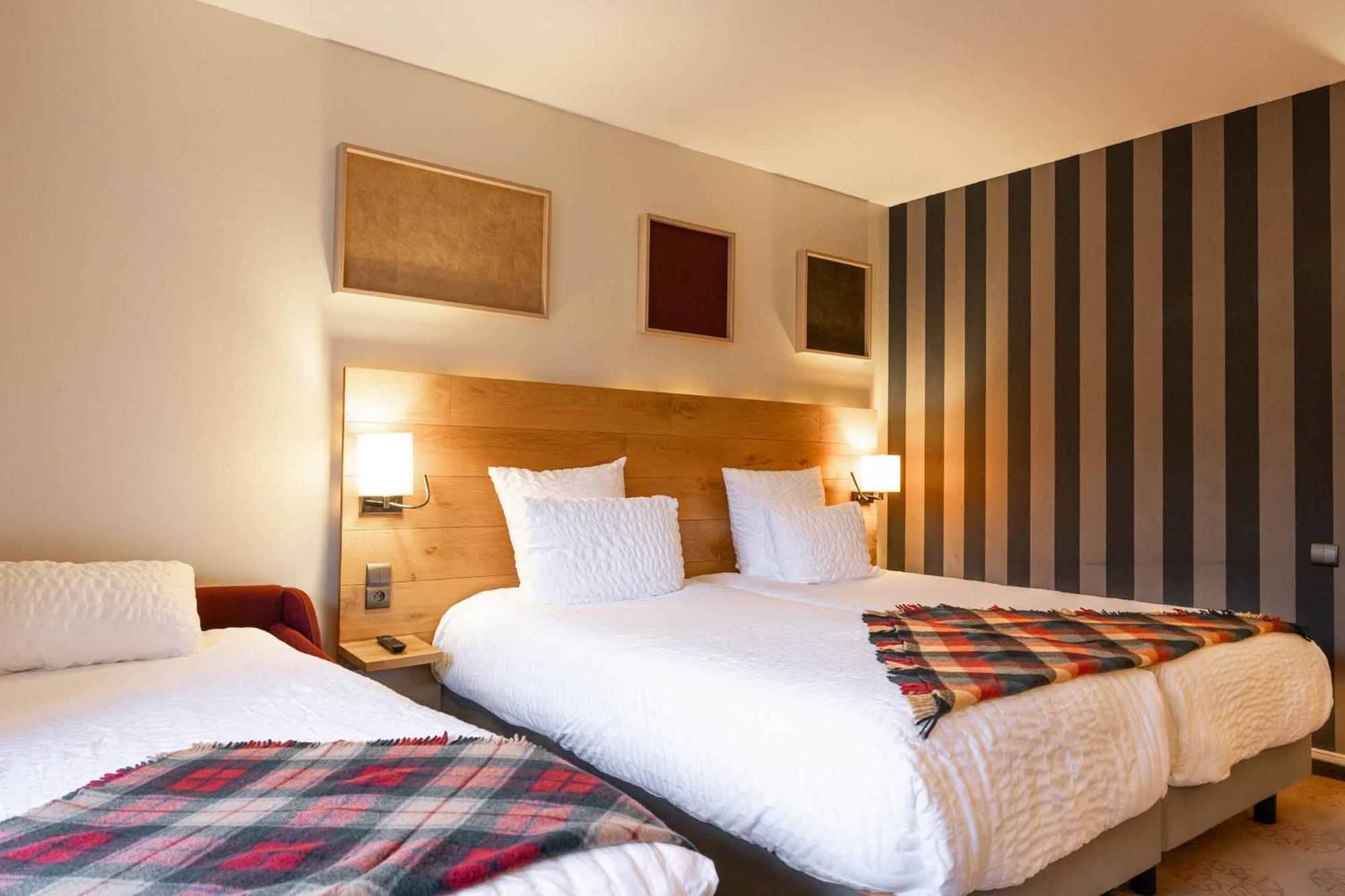 Mercure Saint-Lary Екстериор снимка